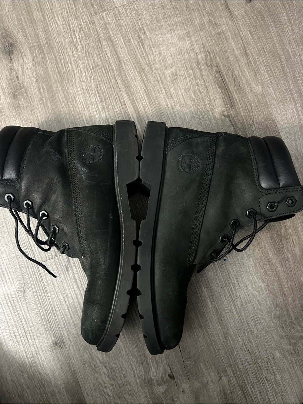 Timberland Women’s Black Lace-Up Boots sz 8.5